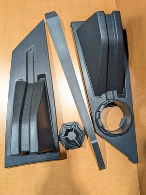 OEM Polaris Slingshot Black PANEL-REAR HUMP DECK, RH/LH/Center 5452410, 5452411 - Image 1 of 4