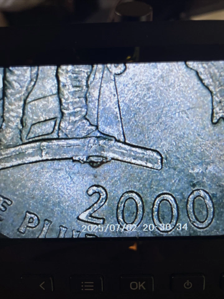 2000 Massachusetts Quarter With Nice Die Break On Obverse And Broadstruck - Image 1 of 4