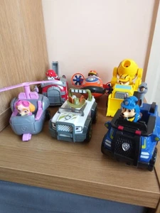 Bundle Of Paw Patrol Vehicles And Figures - Picture 1 of 8