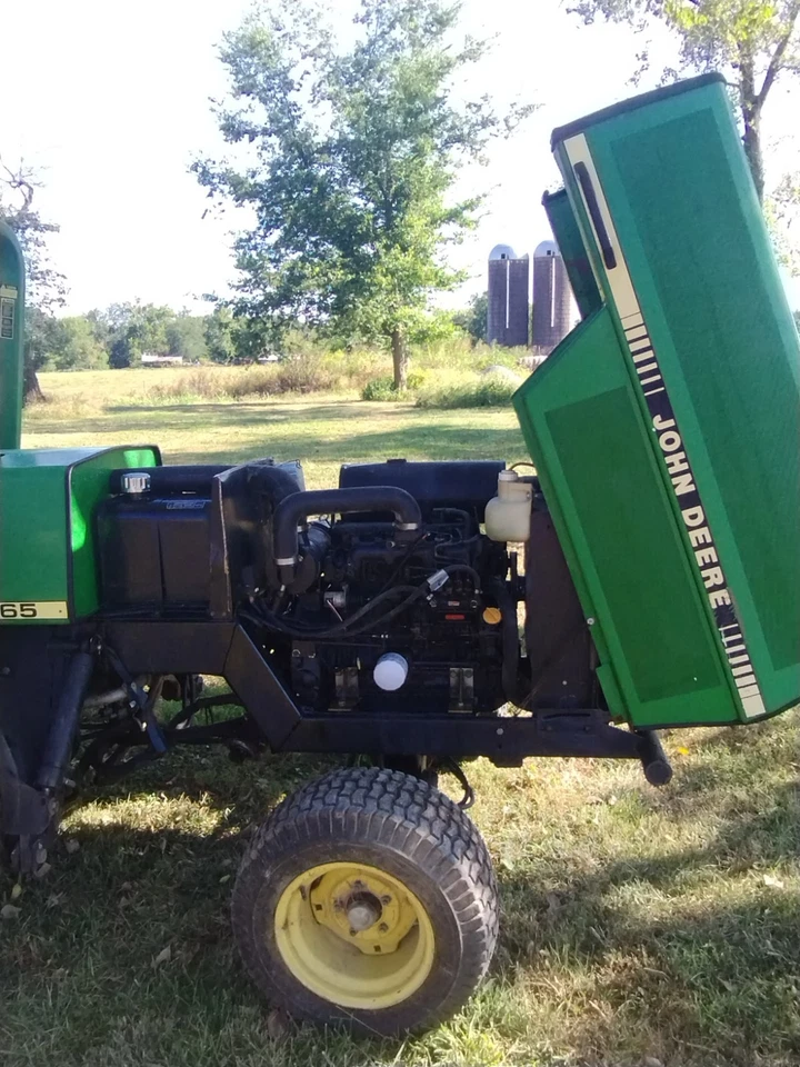 John Deere 3365 Rotary Mower Without Blade. Diesel Runs Great. Took Bladesoff - Image 1 of 4