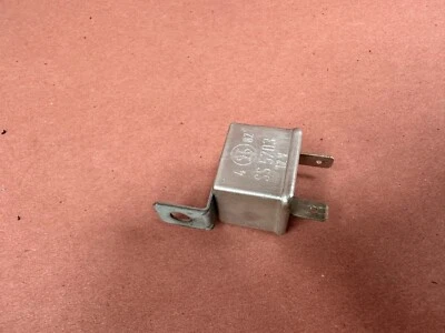 BMW E21 320I E30 E12 E28 528e E24 635CSI E23 733I Buzzer Relay Module OEM #83239 - Image 1 of 4