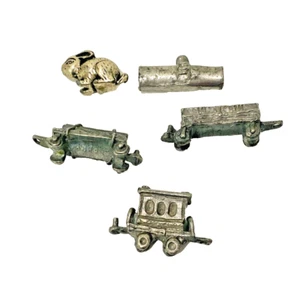 Silvertone Metal lead pewter figures miniatures train cars bunny rabbit mix lot - Picture 1 of 8