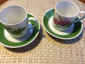 A Pair of Hutschenreuther Espresso/Mocha Cups & Saucers - Picture 1 of 6