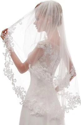 Women's Short veil 2 Tier /1 Tier/Wedding Bridal LACE APPLIQUE Veil With Comb - Image 1 of 4