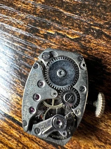 Blancpain LeCoultre 15J Cal 828 Parts Movement | Good Balance - Picture 1 of 7
