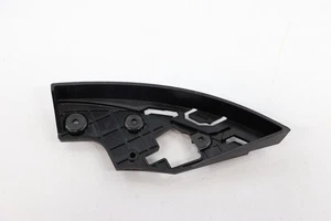 2018 - 2023 CHEVROLET TRAVERSE REAR LEFT TAILLIGHT BRACKET SUPPORT OEM 23165968 - Foto 1 di 8