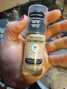 Base Revlon Colorstay / Combinación piel grasa acabado mate / #150 Buff - Imagen 1 de 5