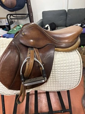 SILLA PESSOA Hunter/Jumper 16 pulgadas árbol mediano. Foto 1 de 4