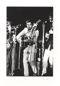 Bob Dylan 1969 Isle of Wight Music Festival Iconic Rare 12x16 Photograph - Picture 1 of 2