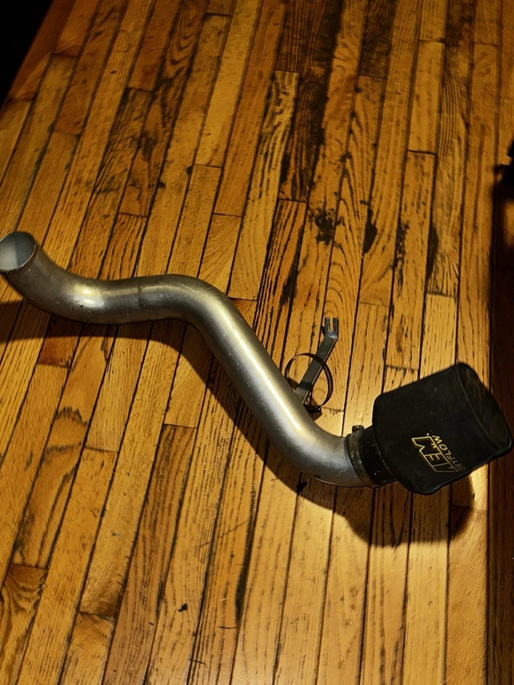 Entrada de aire frío DC Sports (Honda Accord 2010 2,4 l)  Foto 1 de 1