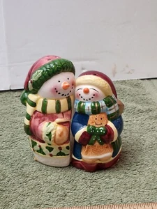 Designspiration Christmas Dreams Collection Salt Pepper Shakers ~ Snowmen - Picture 1 of 6