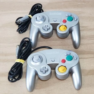 Set of 2 Nintendo Game Cube Platinum Silver Controller DOL-003 OEM Genuine - Picture 1 of 14