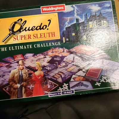 CLUEDO SUPER SLEUTH The Ultimate Challenge Game Played but great condition. - Image 1 of 4