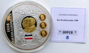 Medaille 70mm - Das Dreikaiserjahr 1888 - Teilvergoldet/versilbert/koloriert - Bild 1 von 2