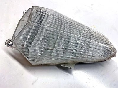 Lanterna traseira de freio Yamaha YZF R6 2007 - 2C0847100000 - Imagem 1 de 4