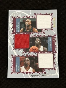 SHAQUILLE O’NEAL, AlONZO MOURNING, DWAYNE WADE 2006-07 TOPPS LUXURY BOX RELIC - Bild 1 von 2