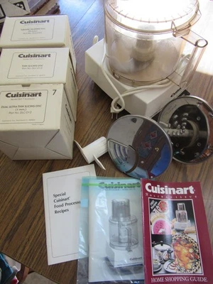 Procesador de Alimentos Cuisinart Modelo DLC-7 Juego Completo con Accesorios Foto 1 de 4