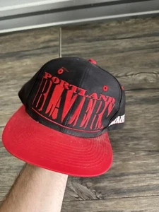 Vintage 90’s Portland Trail Blazers Logo 7 Black Red Snapback Hat Cap - Picture 1 of 7