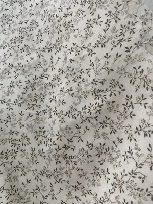 "De colección Ozark Calicos por Fabri-Edredón Tela de Algodón Marrón Hoja Rollo 3 yardas x 45""" Foto 1 de 4