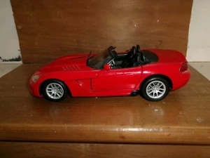 Motor Max 1:18 2003 Dodge Viper SRT 10 - Picture 1 of 7