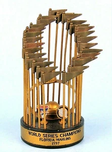 FLORIDA MARLINS WORLD SERIES TROPHY 1997 MINIATURE REPLICA BASEBALL MEMORABILIA - Bild 1 von 9