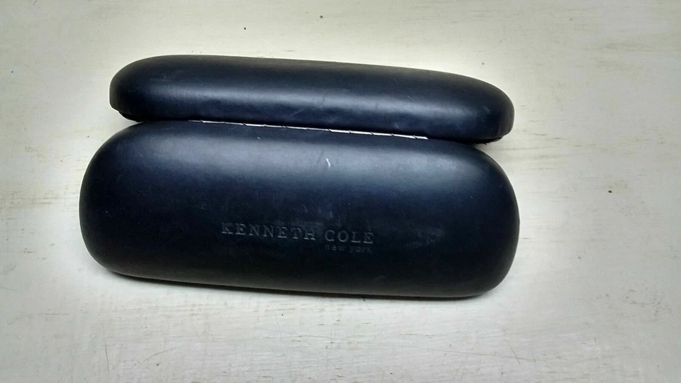 Kenneth Cole Нью-Йорк черный солнцезащитные очки очки жесткий синтетический чехол - Изображение 1 из 3