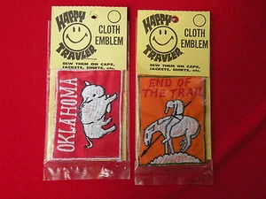 2 Vintage OKLAHOMA Happy Traveler Stoff Emblem Patches MIB Ende des Trails - Bild 1 von 2