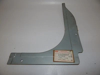 Nuevo OEM 1998-2002 Isuzu Trooper Cuarto Derecho Panel Interior Rueda Soporte  Foto 1 de 3