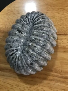 SELTENE BLAUE GERIFFELTE FORM WEISSE PUDDINGFORM Granitgeschirr Emaillegeschirr VINTAGE UNIKAT! - Bild 1 von 6