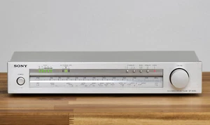 Sony ST-A30L Stereo Analog HiFi Tuner / Radio in silber - Bild 1 von 5