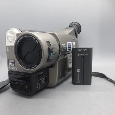 Sony Handycam CCD-TRV46E Handheld Video Hi8 Camcorder Silver Tested - Image 1 of 4