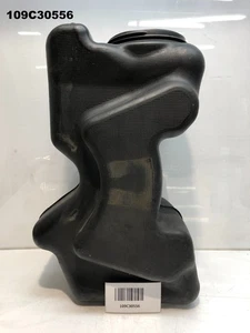 HARLEY DAVIDSON VRSC V-ROD 2002 - 2006 FUEL TANK GENUINE OEM LOT109 109C30556 - Picture 1 of 5