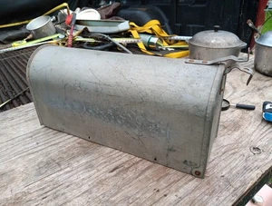 Vintage Galvanized Metal Rural Inland Steel Products Mail Box Approx 19 X 9 X 7 - Picture 1 of 10