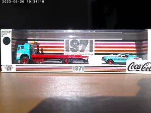 M2 Machines Auto Haulers 1970Ford C-950 & 1968 Ford Mustang GT Chase 1971 Unity - Picture 1 of 3