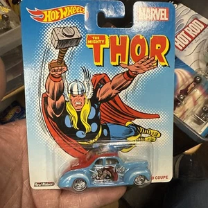 Ford cupé Hot Wheels Marvel Thor '40 Real Riders 1:64 diecast - Imagen 1 de 2