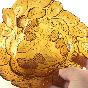 Indiana Glass Loganberry Berries Leaves Amber Vintage Dish Iridescent Holiday - Picture 1 of 7