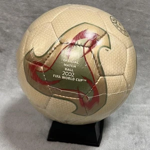 Adidas FIFA World Cup 2002 Official Match Ball Fevernova Football Soccer - Picture 1 of 12