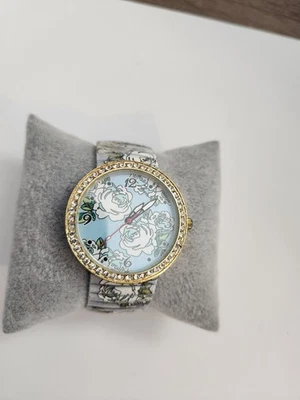 Женские розовые эластичные кварцевые часы. Новый аккумулятор - Изображение 1 из 4