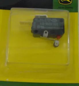 JOHN DEERE Neutral Start Switch AM36443 200 210 212 216 314 316 318 322 332 420 - Picture 1 of 1
