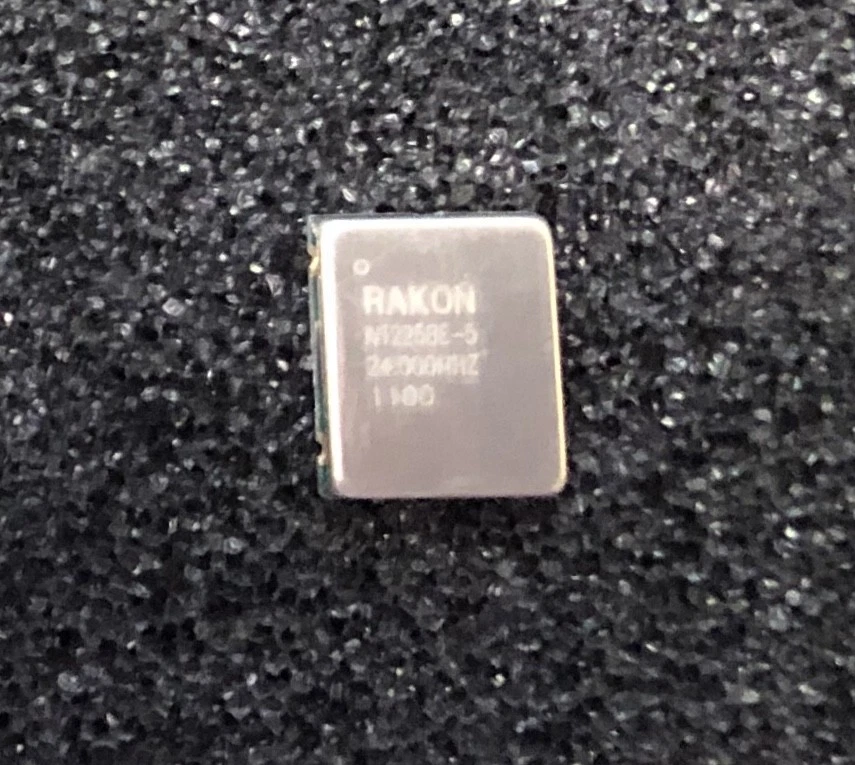 Oscilador TCXO RAKON IVT225BE-5 24.000 MHz 24 MHz **NUEVO** Cantidad 10 Foto 1 de 1