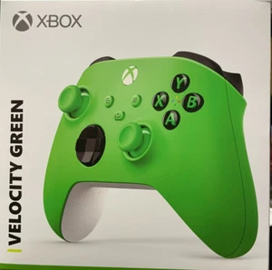 Microsoft - QAU-00090 - Xbox Wireless Controller - Velocity Green - Picture 1 of 3