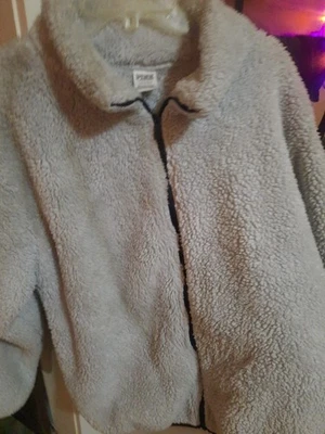 Chaqueta Grande Victorias Secret VS PINK Gris Claro Sherpa Polar Cremallera Completa  Foto 1 de 4