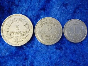 Post War France Coin Trio 3 Aluminium Issues - 1,2,5 Francs VF - Picture 1 of 2