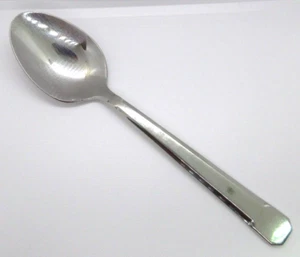 Reed & Barton POINTE VEDRA *1 Place/Oval Soup Spoon* 6 3/8" Stainless Flatware - Picture 1 of 5