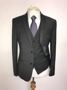 TED BAKER - Slim Fit 3 Piece Plain GREY WOOL SUIT -UK 48 Reg - W42 L32 -GORGEOUS - Picture 1 of 13