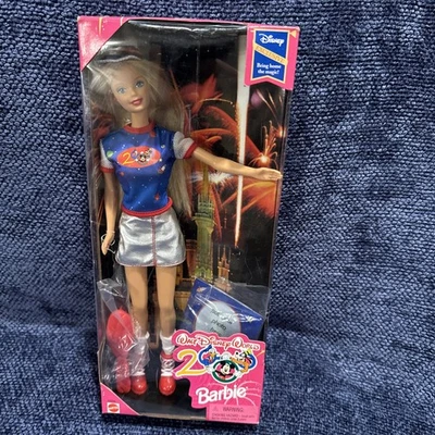 MUÑECA BARBIE EXCLUSIVA WALT DISNEY WORLD EDICIÓN ANIVERSARIO 2000 NUEVA EN CAJA Foto 1 de 4