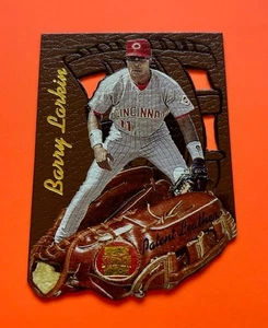 1997 Stadium Club Patent Leather Soci Solo Parallelo Barry Larkin -Tessera Resistente - Foto 1 di 2
