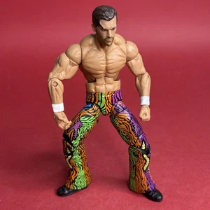 FANDANGO - WWE ELITE SERIES 27 - LOOSE 2011 - Picture 1 of 5