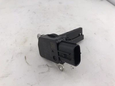Sensor de flujo de aire másico OEM 2008-2019 Subaru Impreza WRX STI MAF 22680AA380 Foto 1 de 4