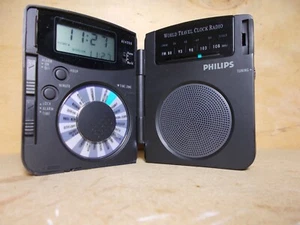 Radio sveglia da viaggio vintage Philips World AE 4200 - Foto 1 di 4